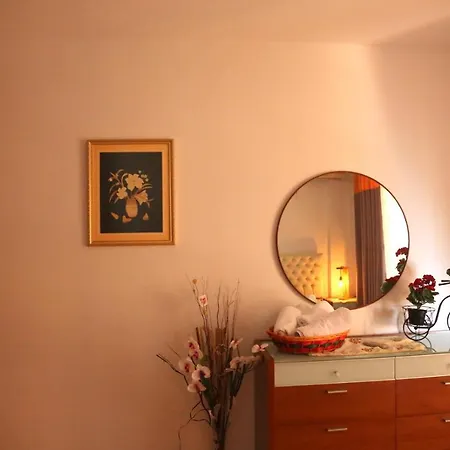Apartment Ennio Near The Lake Tirana